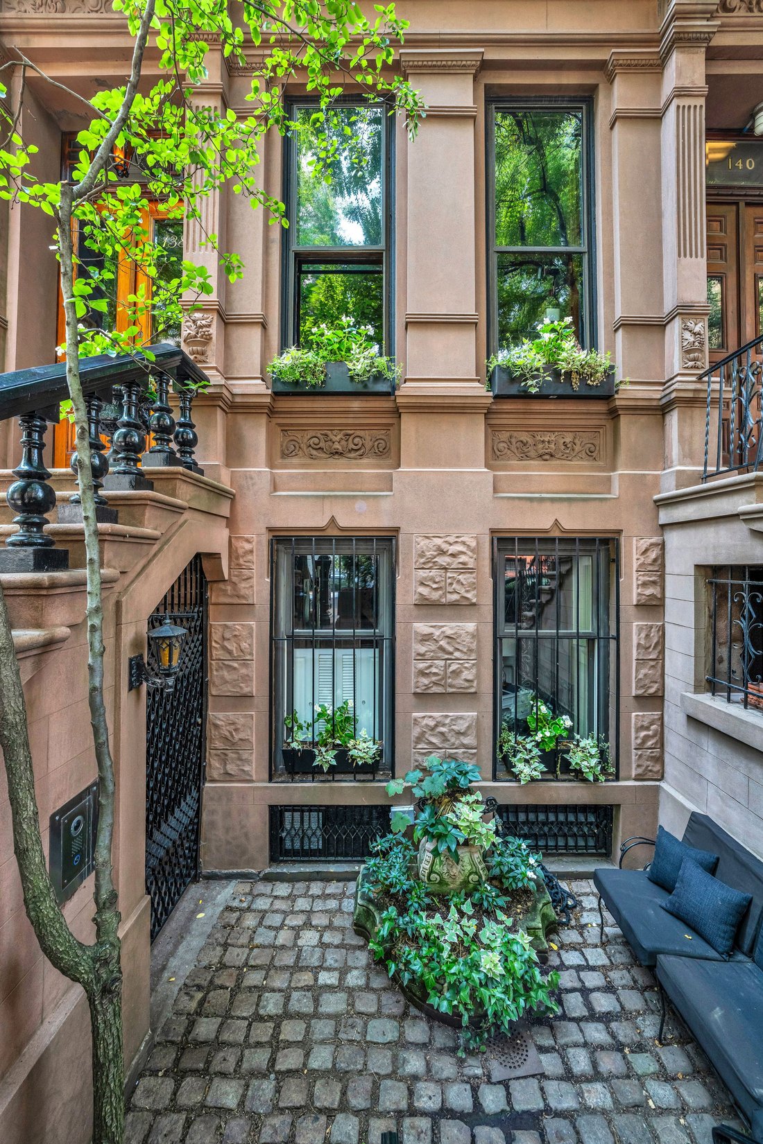 House in New York, New York, United States 3 - 16619830