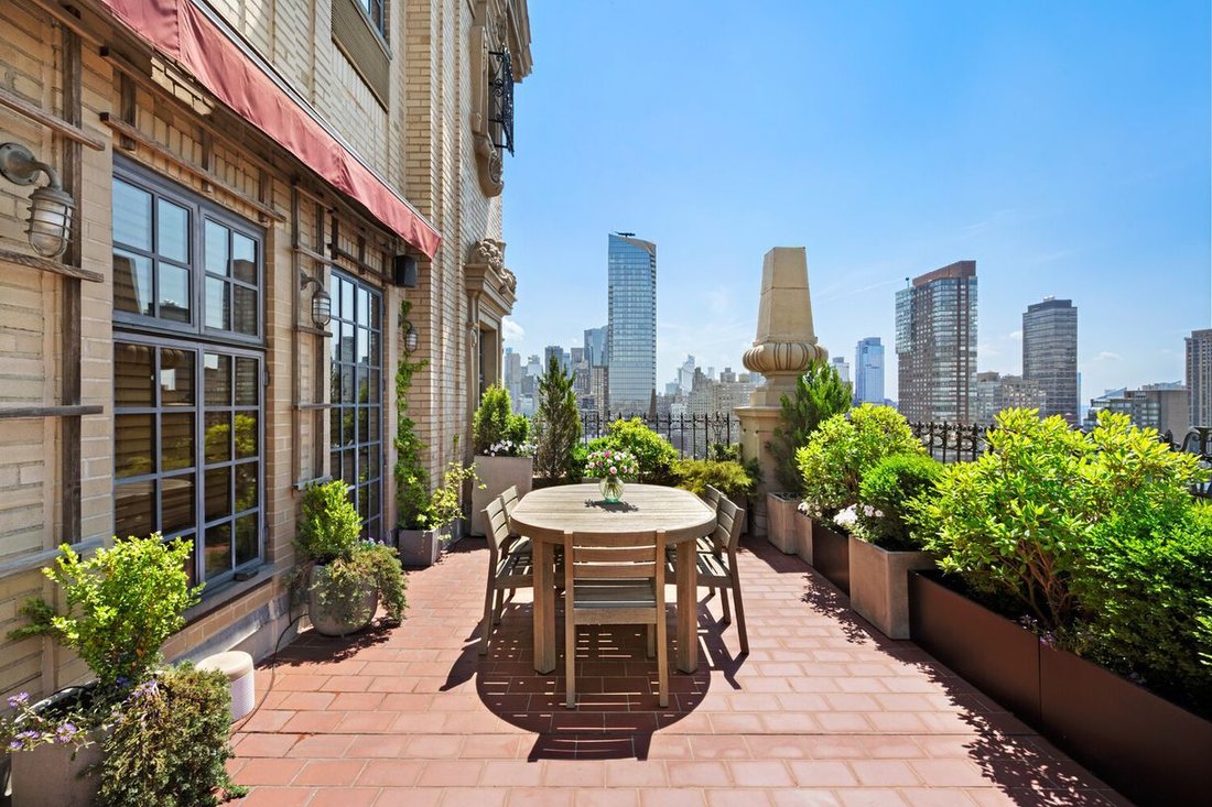 Co Op in New York, New York, United States 5 - 17780522