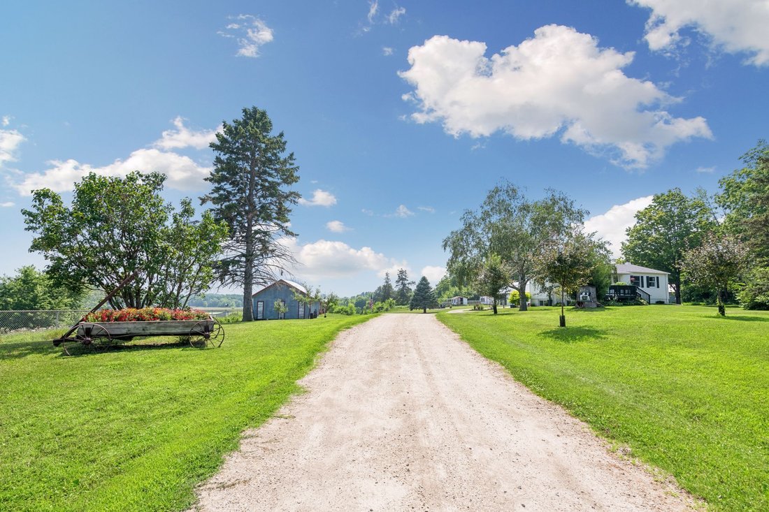 House in Jordan, Minnesota, United States 4 - 18489581