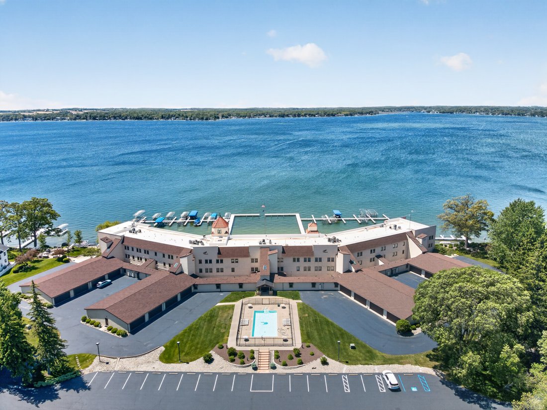 Condo in Syracuse, Indiana, United States 2 - 18491780