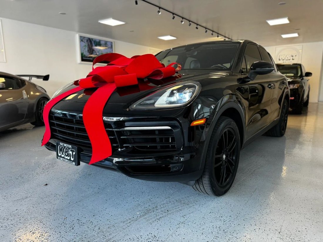 Suv in Santa Ana, CA, United States 1 - 15701788