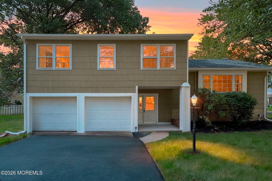 House in Metuchen, New Jersey, United States 1 - 18411365