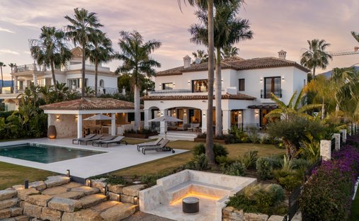 Villa in Benahavis, Andalusia, Spain 1