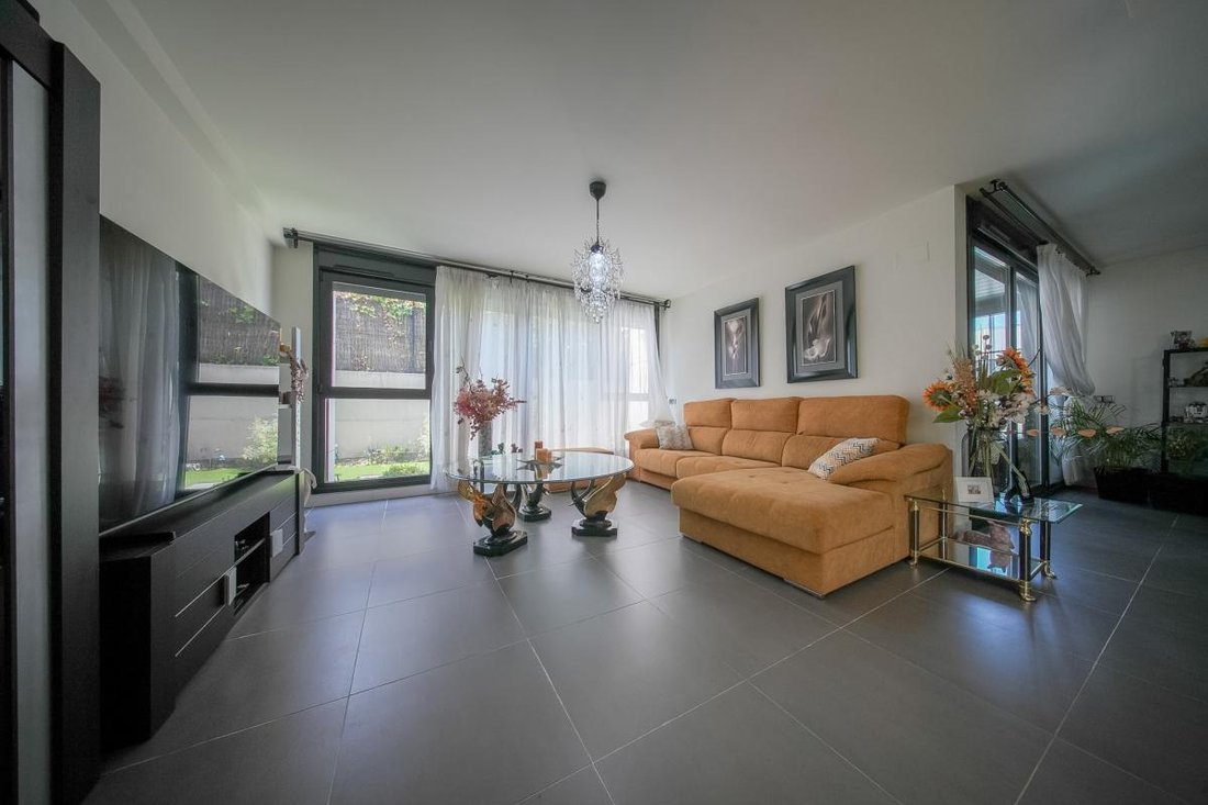 House in Las Rozas de Madrid, Comunidad de Madrid, Spain 2 - 18437878