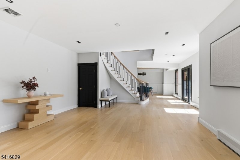 House in Saddle River, New Jersey, United States 4 - 18490939