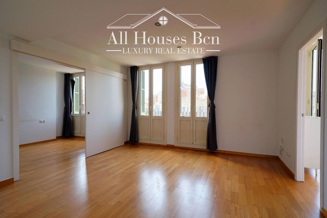 Apartment in Eixample, Barcelona, Spain 3 - 18490059