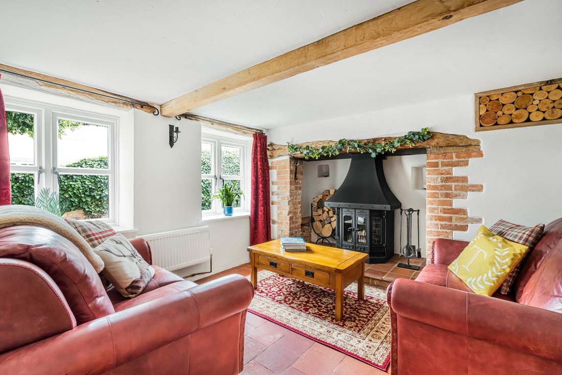House in Buckinghamshire, England 2 - 18491712