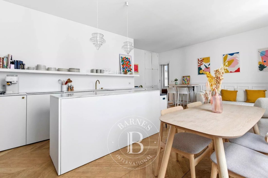 Apartment in République - Saint Ambroise, Paris, Ile-de-France 5 - 12110696