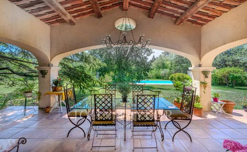 Villa en Grasse, Provenza-Alpes-Costa Azul, Francia 1