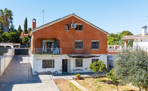 Chalet in el Vendrell, Catalonia, Spain 1