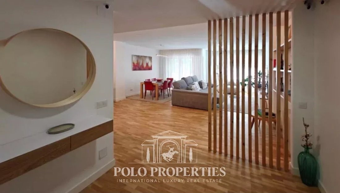 Apartment in Pozuelo de Alarcon, Comunidad de Madrid, Spain 1 - 18392438