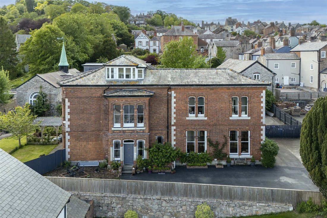 House in Denbigh, Wales 1 - 18489760