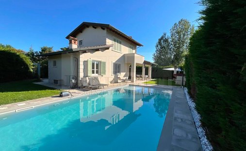 Villa à Camaiore, Toscane, Italie 1