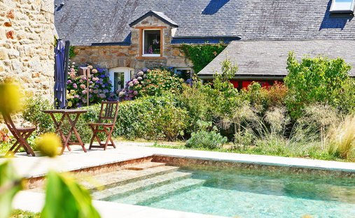 Estate in Sainte-Helene, Brittany, France 1