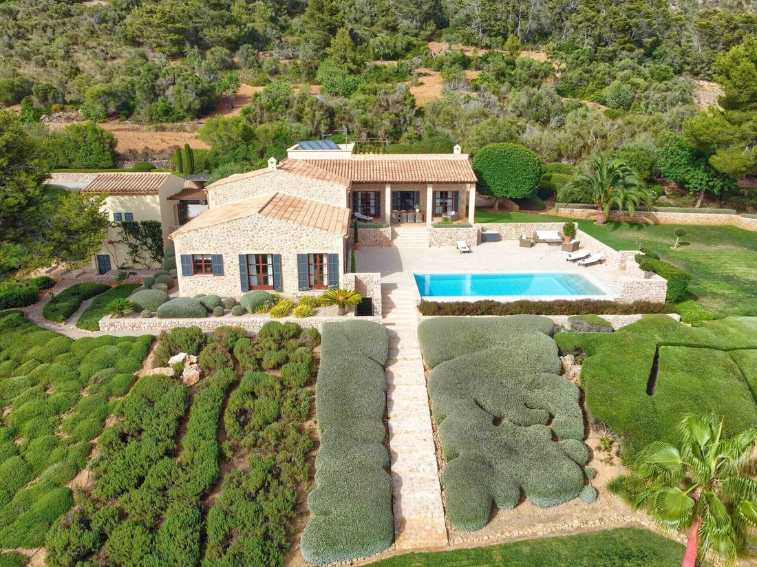 Finca in Sant Llorenc des Cardassar, Balearic Islands, Spain 2 - 18491439