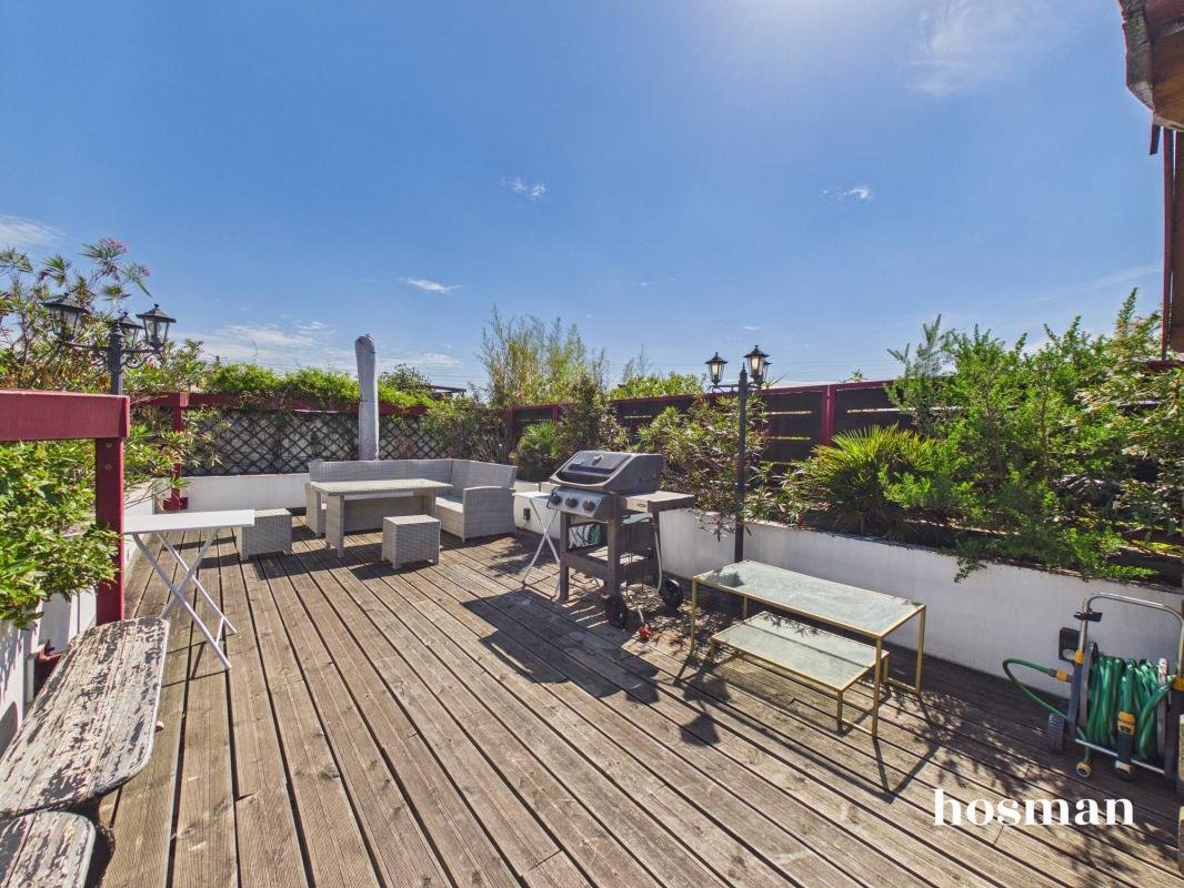Apartment in Creteil, Ile-de-France, France 1 - 18490175