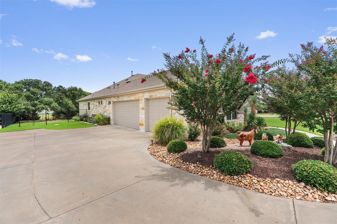 House in Georgetown, Texas, United States 4 - 18489942