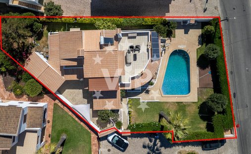 Villa in Praia dos Pescadores, Olhos de Agua, Portugal 1