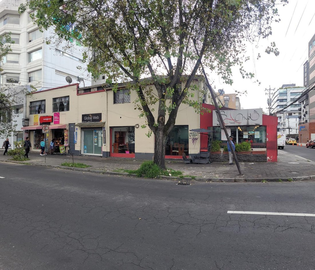 Land in Quito, Pichincha, Ecuador 3 - 18491235