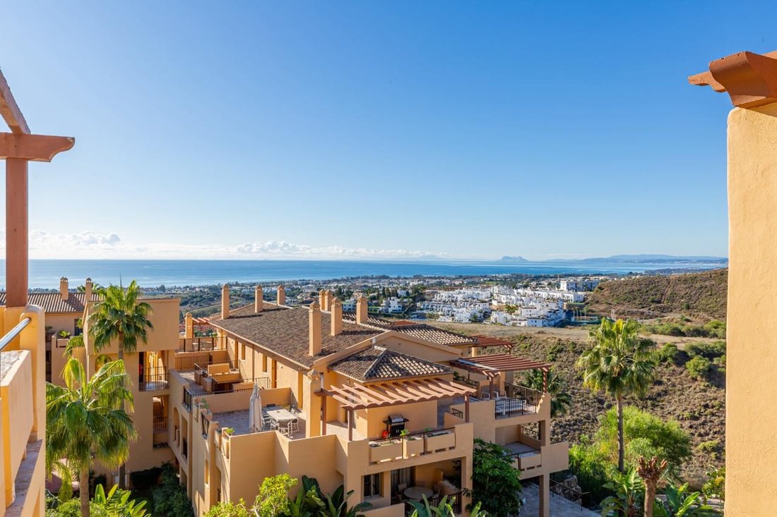 Apartment in Benahavis, Andalusia, Spain 2 - 18490091