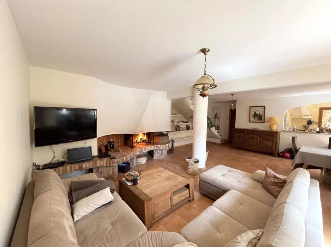 Villa in Èze, Provence-Alpes-Côte d'Azur, France 4 - 15456517