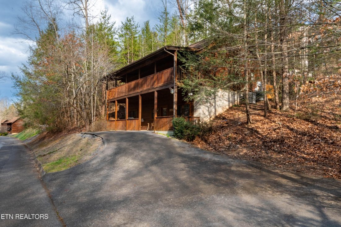 House in Pigeon Forge, Tennessee, United States 4 - 18491423