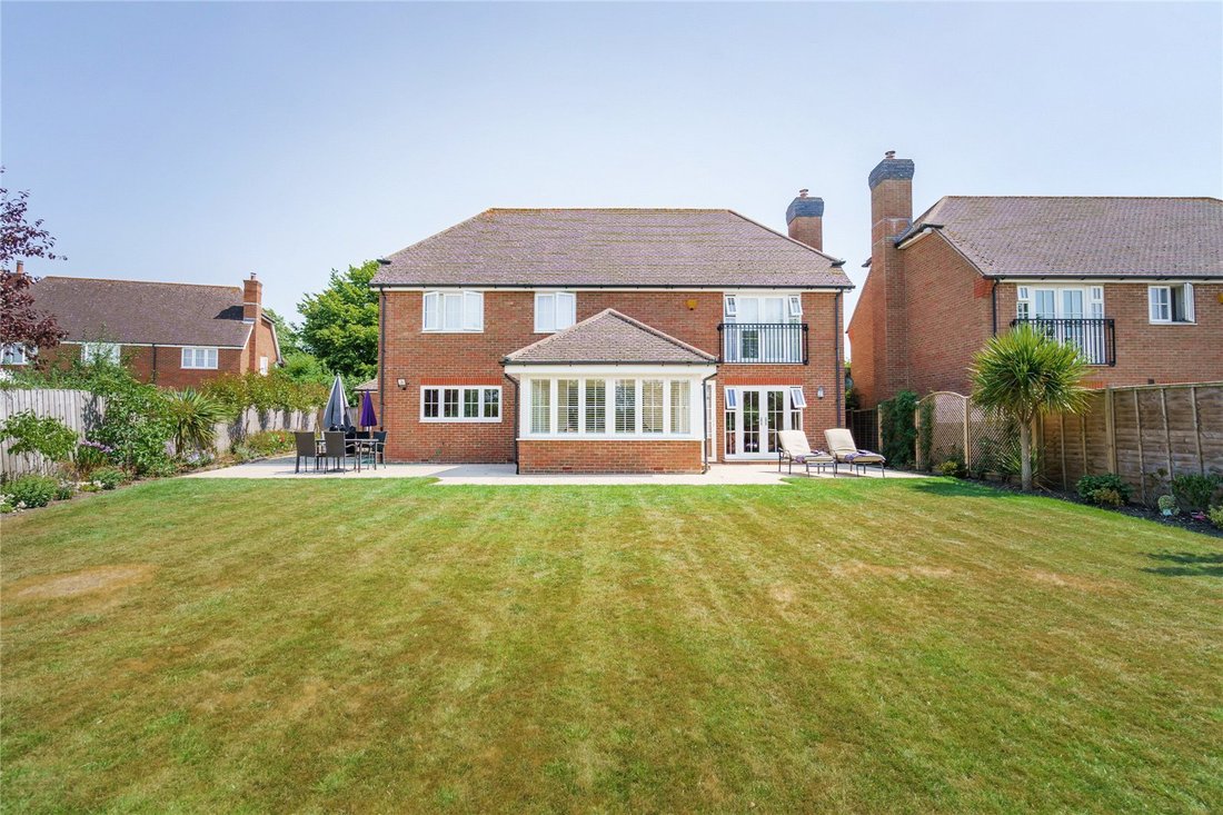 House in Shabbington, England 3 - 18491736