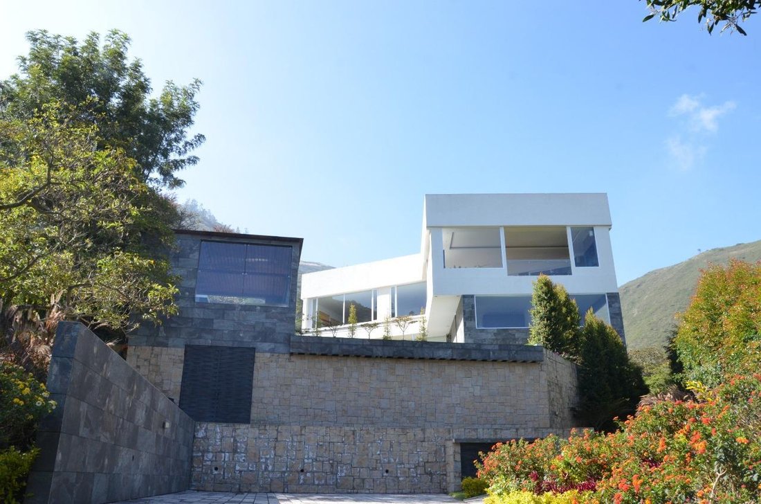 House in Quito, Pichincha, Ecuador 2 - 18491269