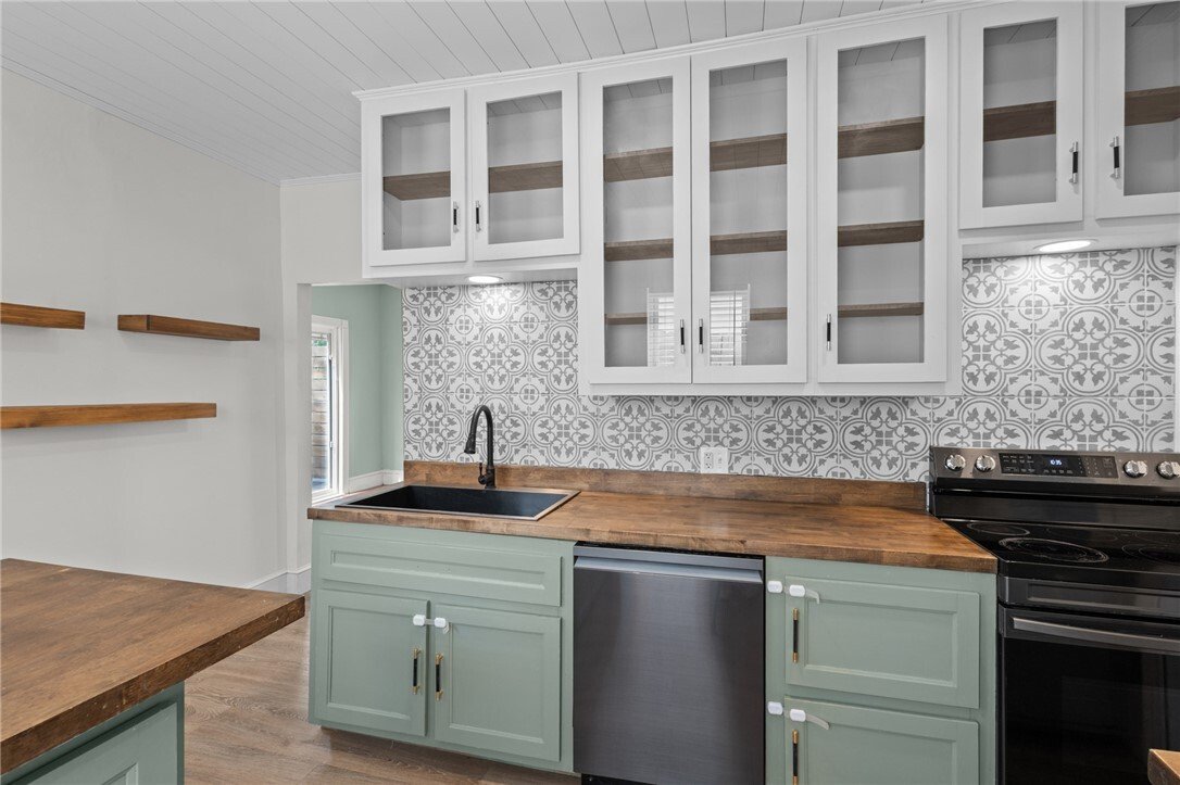 House in North Providence, Rhode Island, United States 4 - 18489748