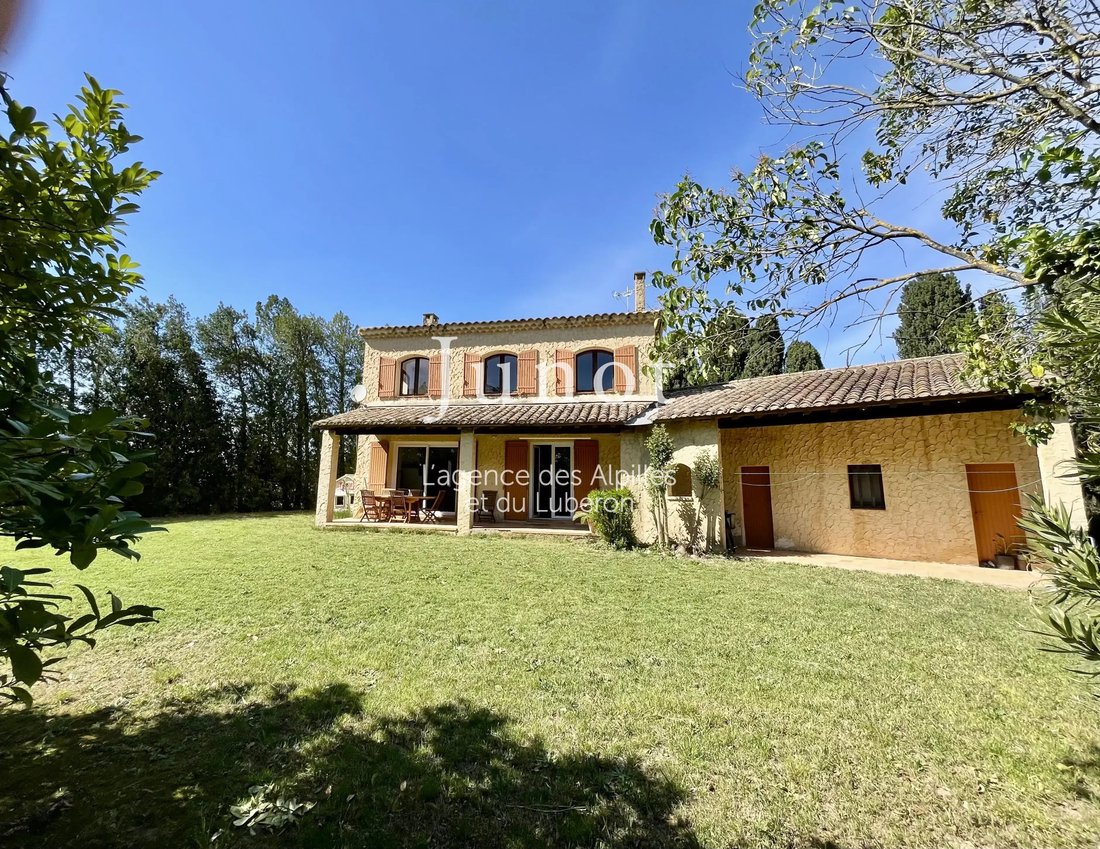 House in Maussane-les-Alpilles, Provence-Alpes-Côte d'Azur, France 3 - 17930144