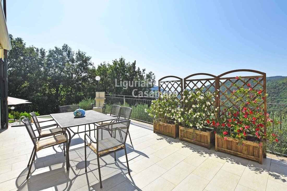 Apartment in Magliolo, Liguria, Italy 4 - 18489793