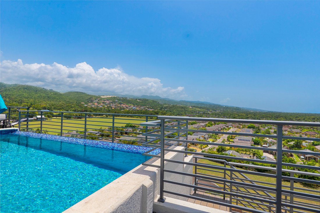 Apartment in Ocho Rios, Jamaica 4 - 18359121