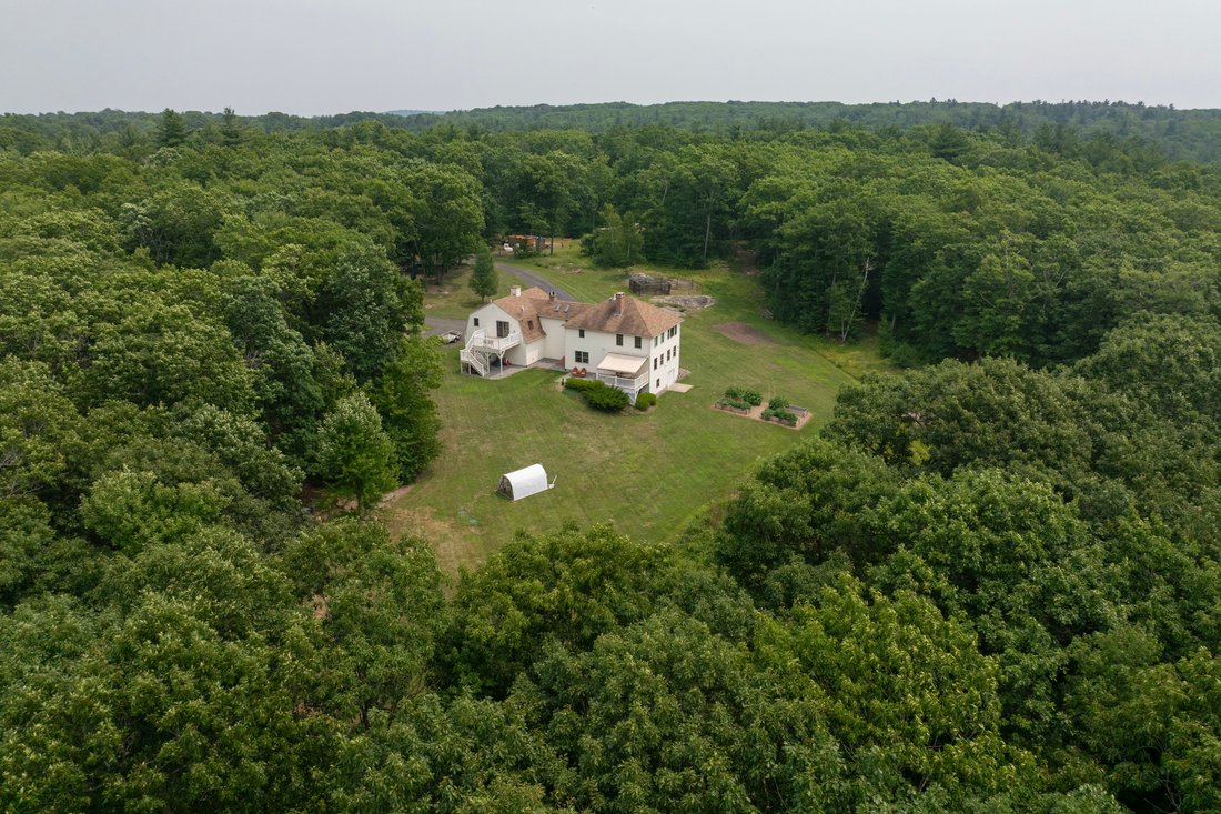 House in Barkhamsted, Connecticut, United States 3 - 18491784