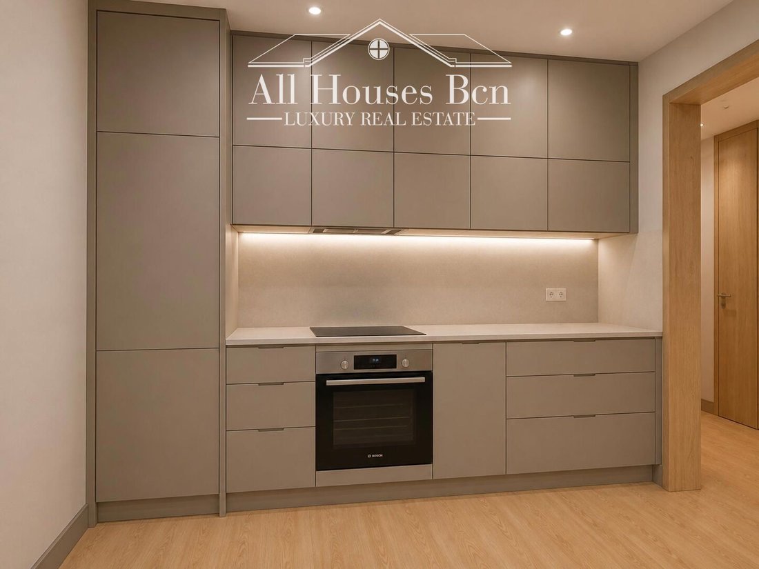 Apartment in Sants-Montjuic, Barcelona, Spain 5 - 18490082