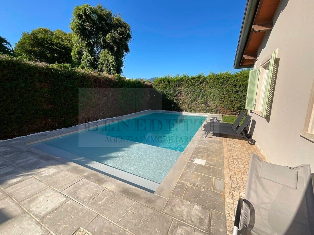 Villa in Camaiore, Tuscany, Italy 3 - 18489968