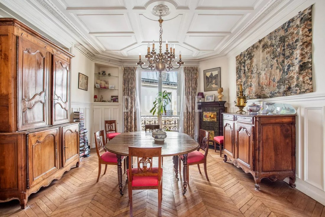 Apartment in Notre Dame des Champs, Paris 6e Arrondissement, Paris 4 - 18491939