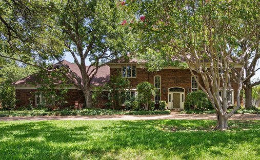 House in Hurst, Texas, United States 1