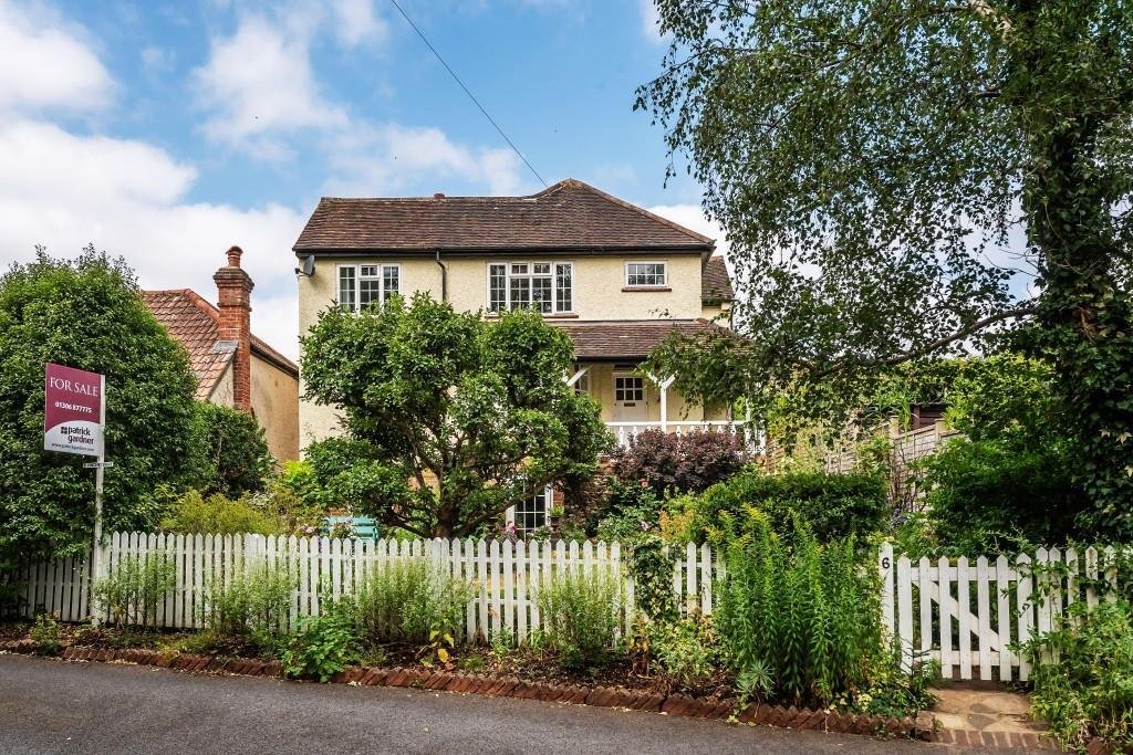 House in Dorking, England 1 - 18489899