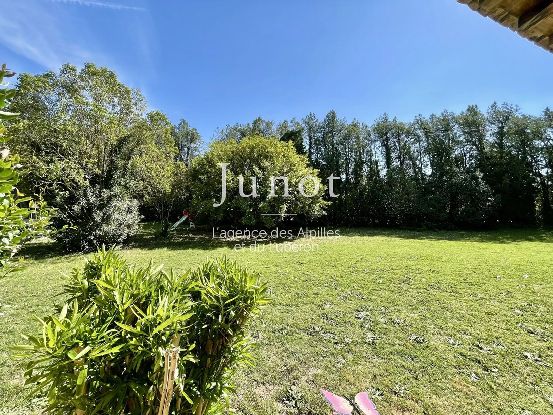 House in Maussane-les-Alpilles, Provence-Alpes-Côte d'Azur, France 2 - 17930144