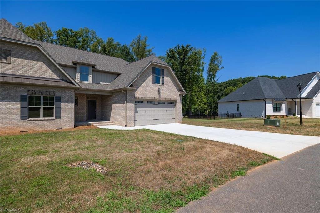 Townhouse in Summerfield, North Carolina, United States 3 - 18489761