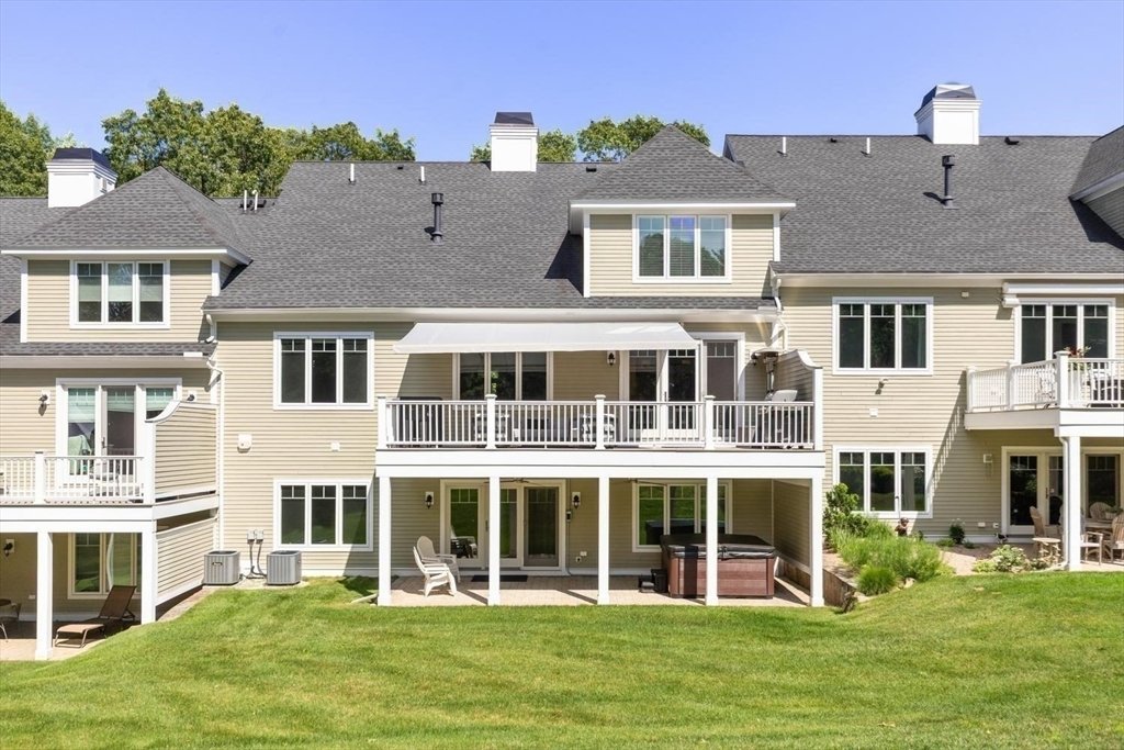 Condo in Andover, Massachusetts, United States 4 - 18490933