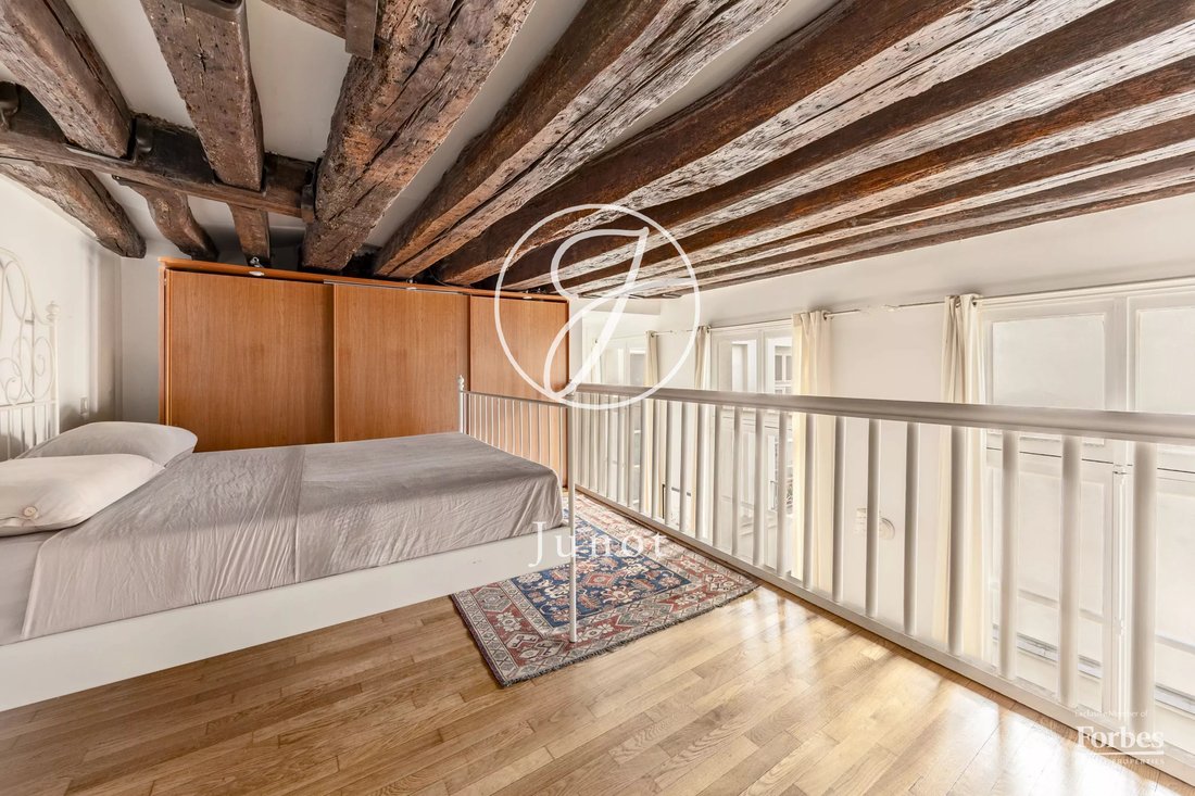 Apartment in Saint Merri, Paris 4e Arrondissement, Paris 5 - 18490292