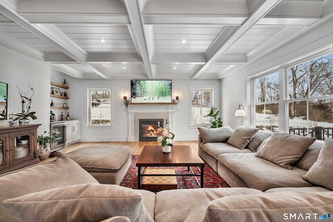 House in Southbury, Connecticut, United States 3 - 18490426
