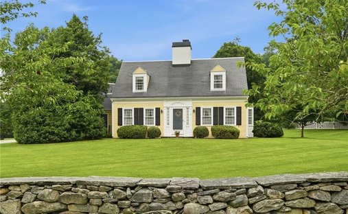 House in Bristol, Rhode Island, United States 1