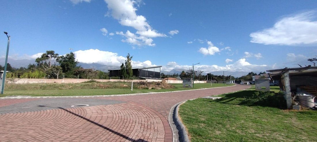 Land in Quito, Pichincha, Ecuador 5 - 18491355