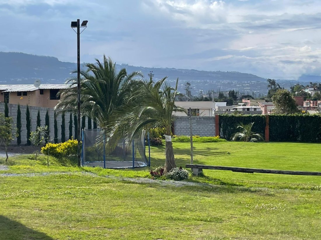 Land in Quito, Pichincha, Ecuador 4 - 18491273
