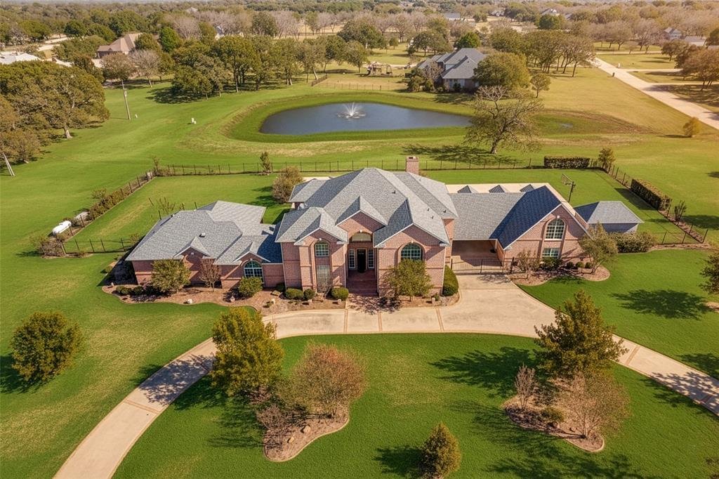 House in Burleson, Texas, United States 1 - 18490339