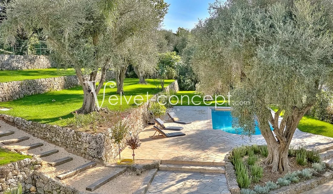 Villa en Mougins, Provenza-Alpes-Costa Azul, Francia 2 - 18491751