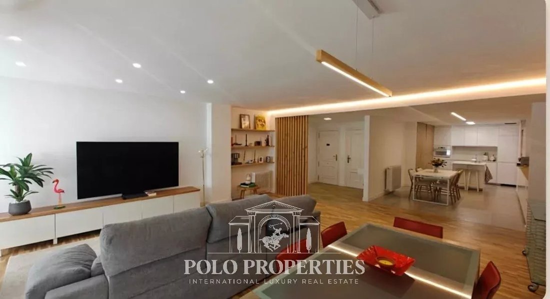 Apartment in Pozuelo de Alarcon, Comunidad de Madrid, Spain 2 - 18392438