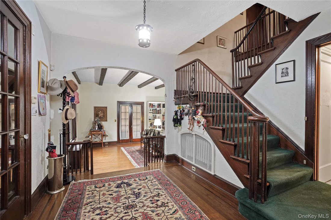 House in White Plains, New York, United States 2 - 18490893